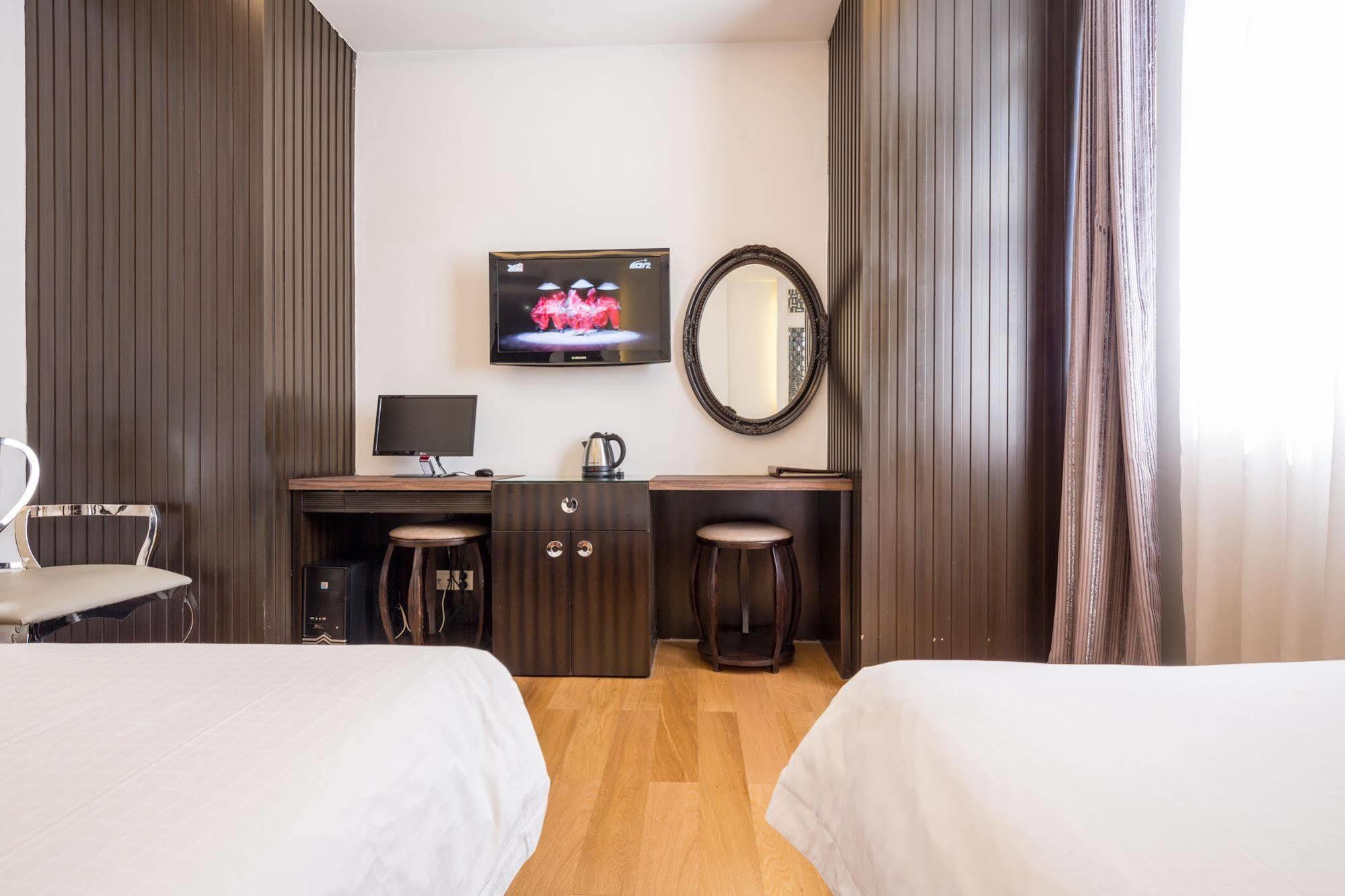 A&Em Hai Ba Trung Hotel Ho Chi Minh City Exterior photo